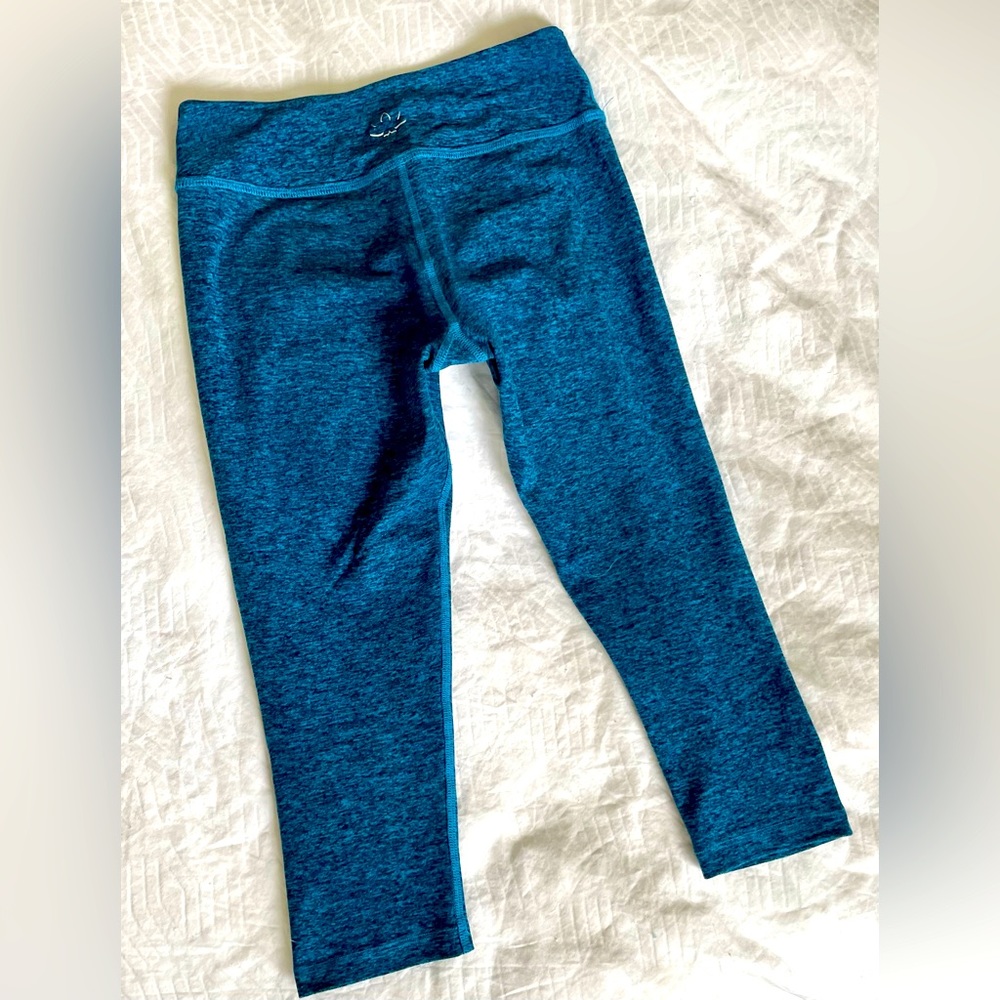 Beyond Yoga Cropped Leggings; size xs
